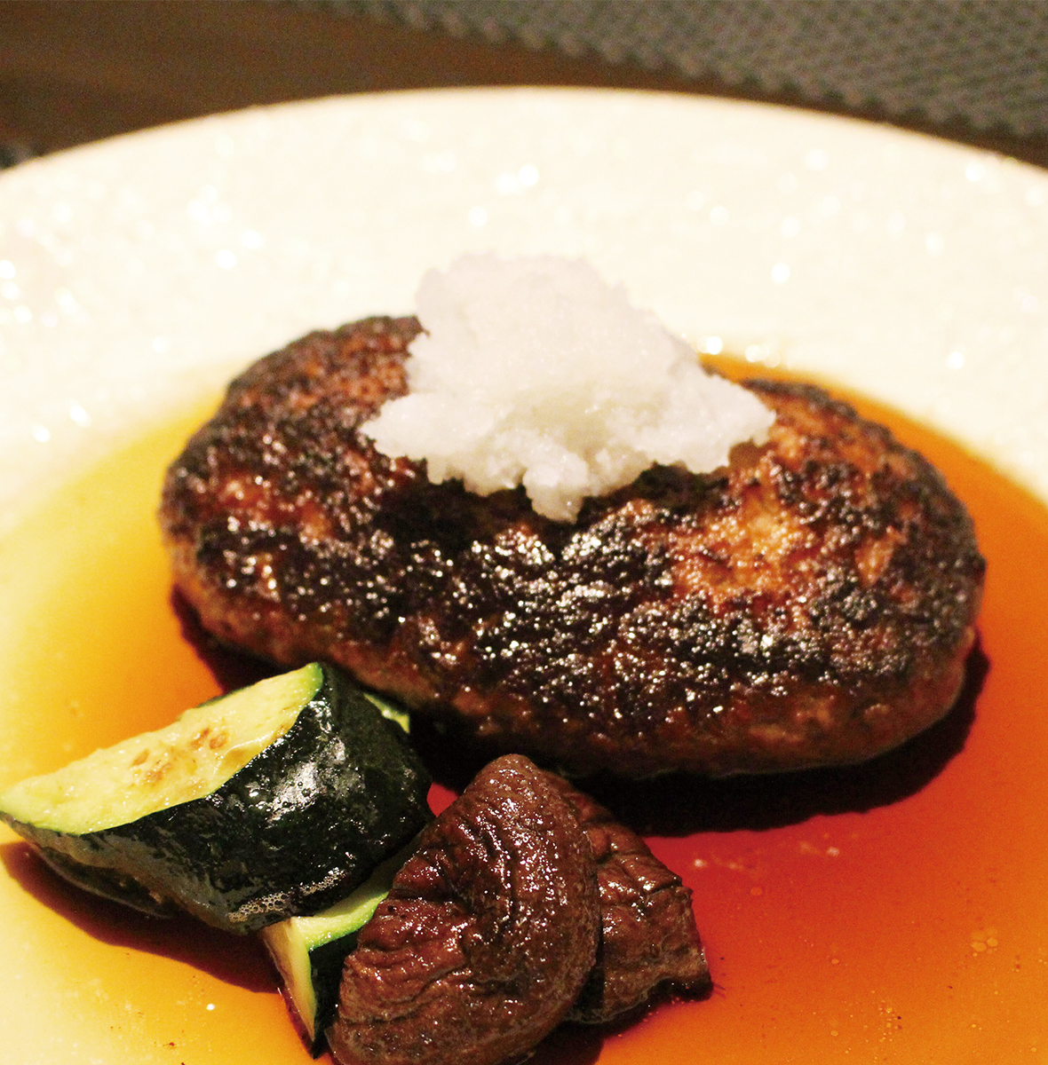 憩家 姫路 名物 牛肉100％プレミアムハンバーグ
