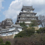 姫路城から食事に行くには？