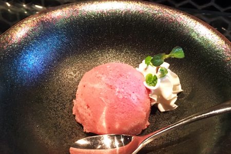 『 いちご 』のアイスクリームです。